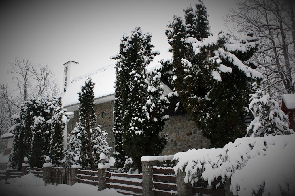 Hotel Tivoli Sovata Exterior photo